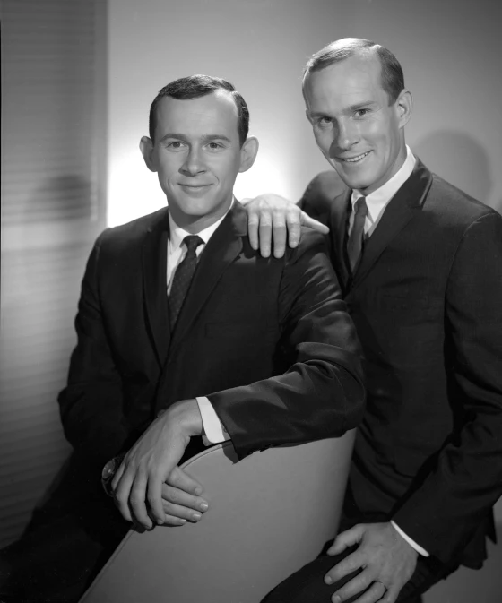 Tom Smothers Dies At 86