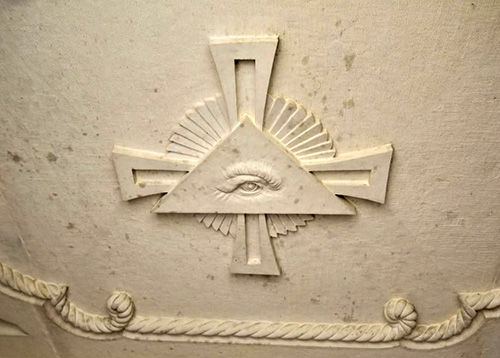 On The Ceiling Is An All-Seeing Eye Inside A Triangle Surrounded By Light Rays. It Represents The Masonic Great Architect Of The Universe.
